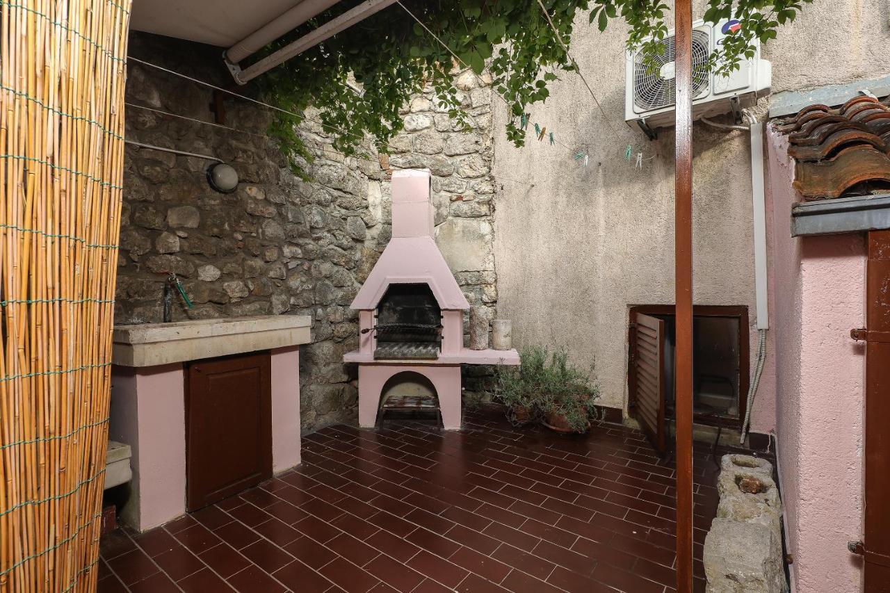 شقة Casa Di Nives كرك المظهر الخارجي الصورة